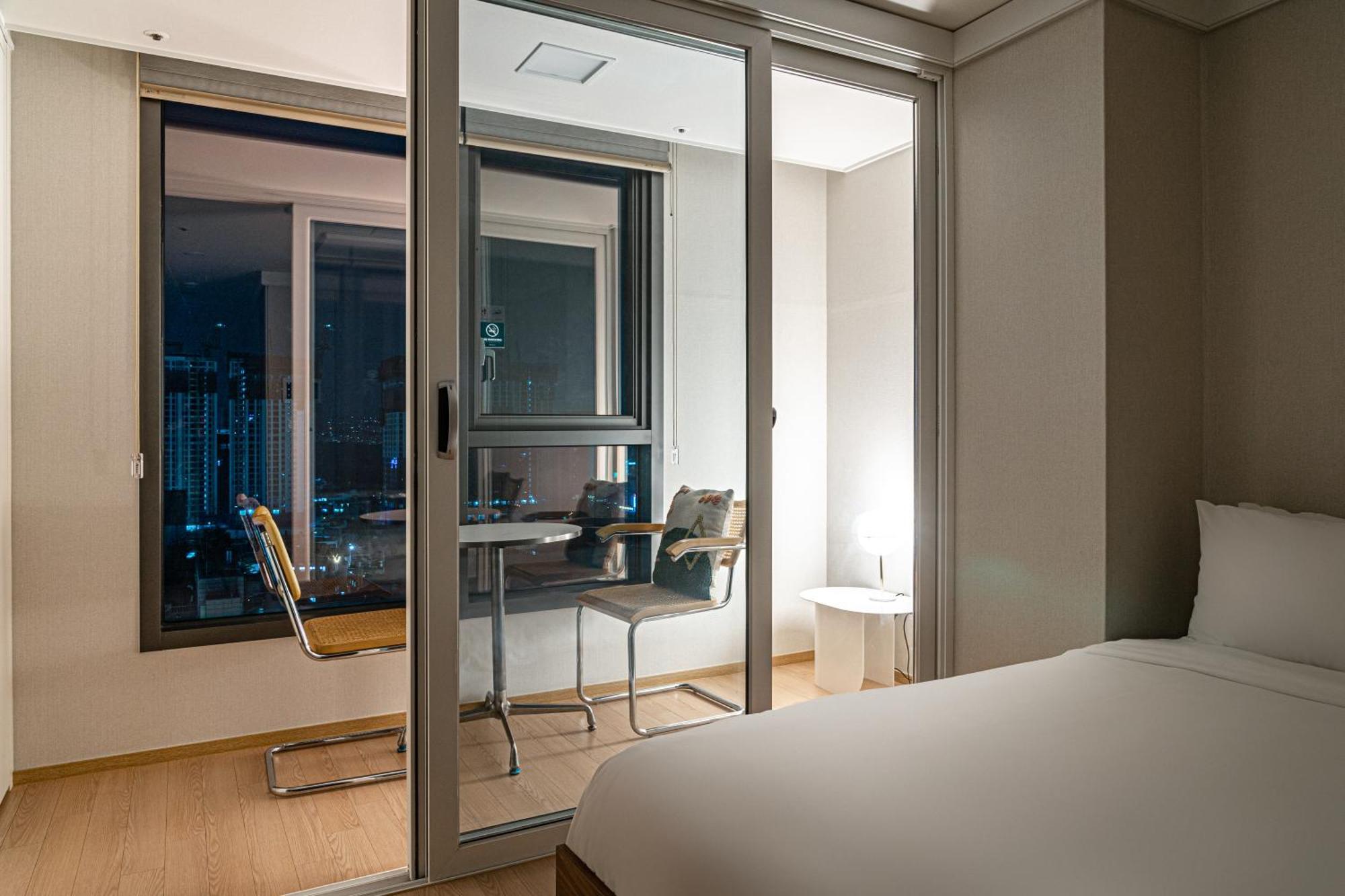 Urbanstay Myeongdong Seul Exterior foto